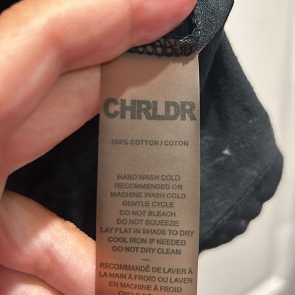 CHRLDR Skull T-Shirt, Size Medium - Picture 6 of 8